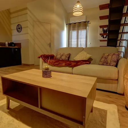 Duplex Avec Terrasse Proche Perouges Meximieux Cnpe Bugey Faramans (Ain)