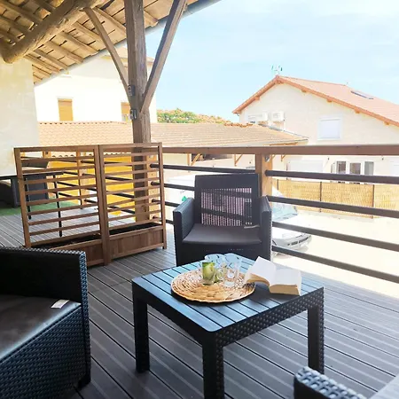 Duplex Avec Terrasse Proche Perouges Meximieux Cnpe Bugey * Faramans (Ain)